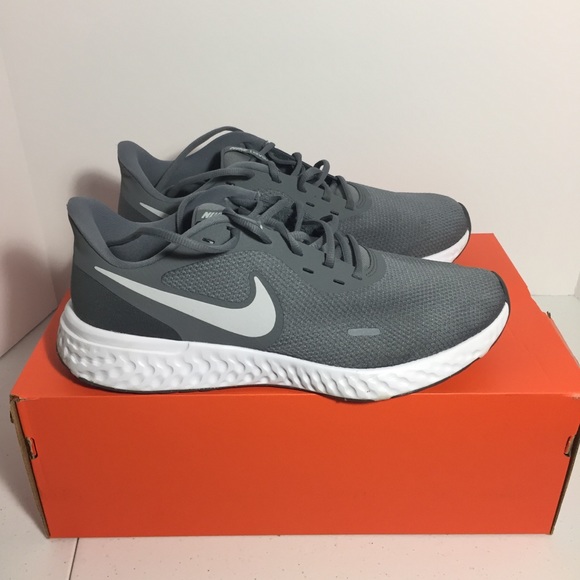 Nike Shoes Nike Revolution 5 Mens 1 Wide 4e Running Shoes Poshmark